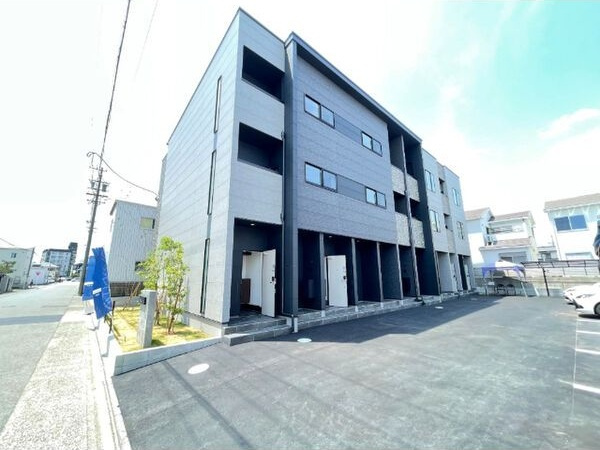 AVANTIASage中島新町の外観