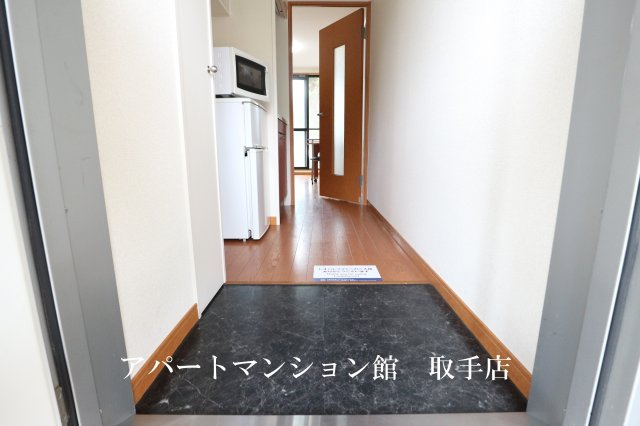 レオパレスゴールドⅡの玄関|画像9
