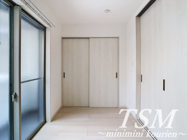 グラン寝屋川の寝室