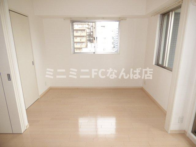 ラブニール西長堀パークフロントの寝室