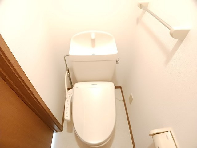 メゾン余部のトイレ