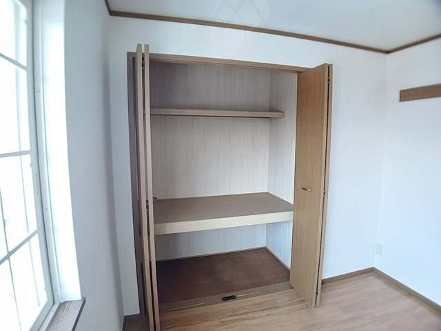 メゾン余部の収納
