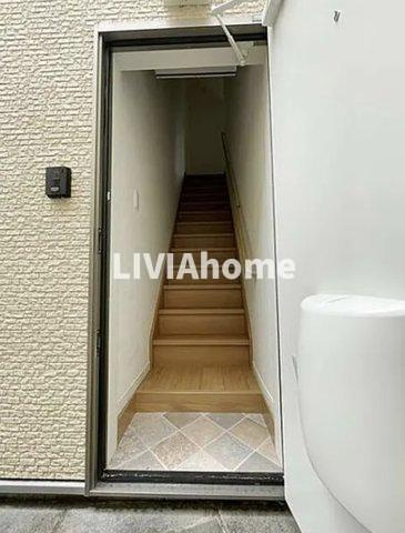 大田区大森北１丁目のアパートの玄関|同シリーズの参考写真です。実際の設備・内装は現況を優先とさせていただきます。