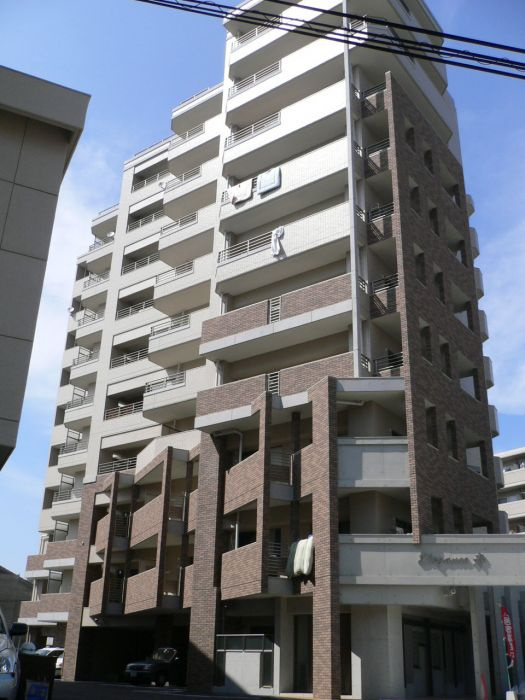福岡市南区三宅３丁目の賃貸マンションの外観