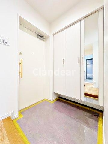 レクセルマンション錦糸町の玄関|ドキドキの新生活も、安心してスタート。ぴったりの住まいを見つけませんか？クランディアが一緒に住まい選びをサポートします‼　まずは、お気軽にお問合せください　＃クランディア