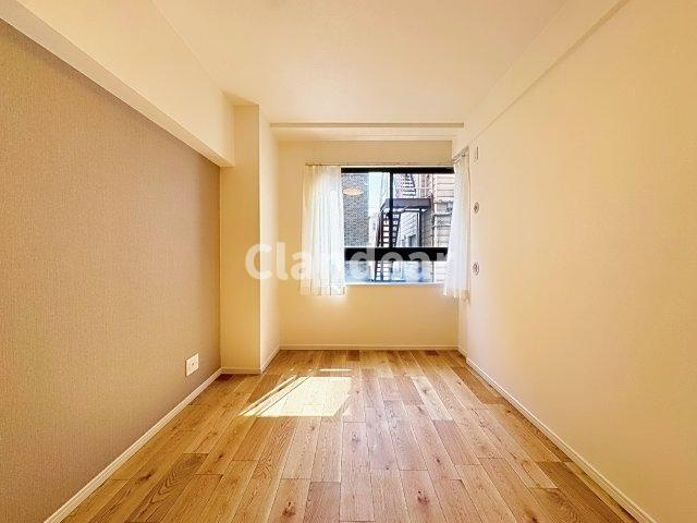 レクセルマンション錦糸町の洋室|ドキドキの新生活も、安心してスタート。ぴったりの住まいを見つけませんか？クランディアが一緒に住まい選びをサポートします‼　まずは、お気軽にお問合せください　＃クランディア