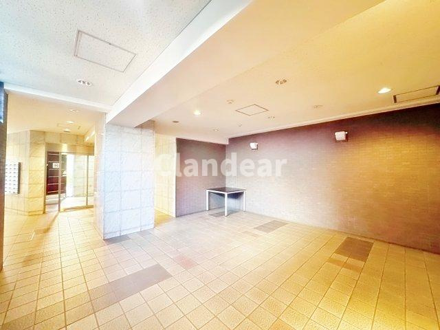 レクセルマンション錦糸町のロビー|ドキドキの新生活も、安心してスタート。ぴったりの住まいを見つけませんか？クランディアが一緒に住まい選びをサポートします‼　まずは、お気軽にお問合せください　＃クランディア