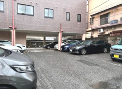 かいづかファミリア1の駐車場|駐車場完備です