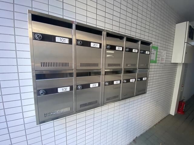 ロイヤルハイツ扇橋のロビー