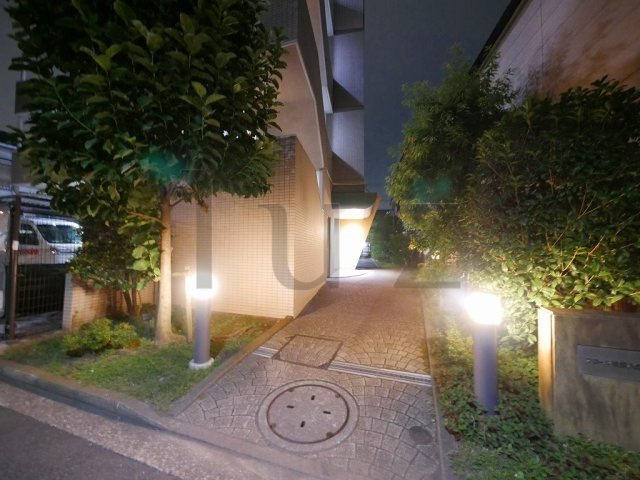 フロール横浜入江町第2の外観
