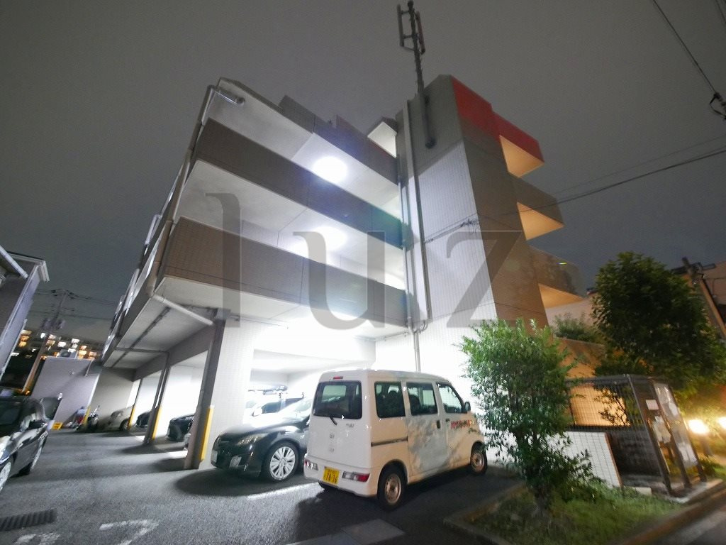 フロール横浜入江町第2の外観