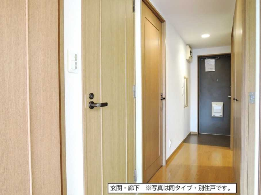 フロール横浜入江町第2の玄関