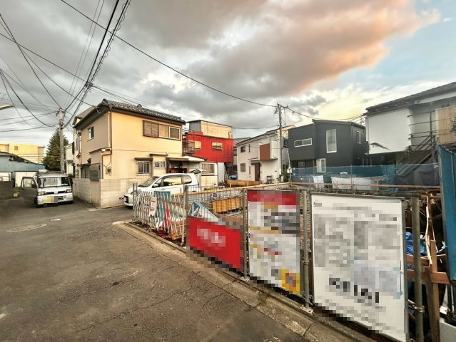 練馬区北町5丁目　新築戸建の前面道路含む現地写真|2026.09.25撮影

現地ご見学希望・資料請求などお気軽にお問い合わせ下さい！
03-5990-5201