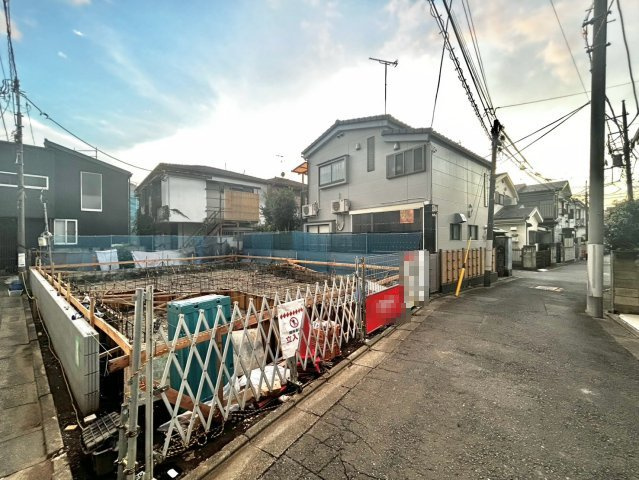 練馬区北町5丁目　新築戸建の前面道路含む現地写真|2026.09.25撮影

現地ご見学希望・資料請求などお気軽にお問い合わせ下さい！
03-5990-5201