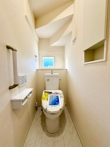 《仲介手数料半額》北本市中丸7丁目全12棟　1号棟のトイレ