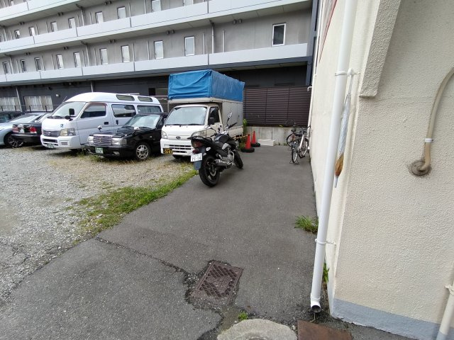 豊中市螢池西町２丁目の店舗事務所