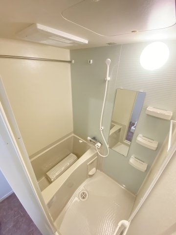 ベイルーム横須賀の浴室|日々の疲れを癒すお風呂付です