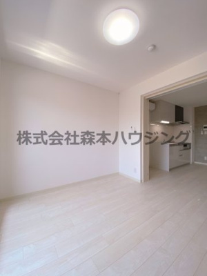【洋室】 | 　クリエオーレ雁屋西町 | きれいな洋室です