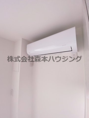 【設備】 | 　クリエオーレ雁屋西町 | エアコンついてます