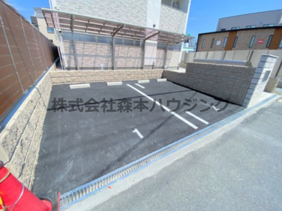 【駐車場】 | 　クリエオーレ雁屋西町 | 駐車場完備です