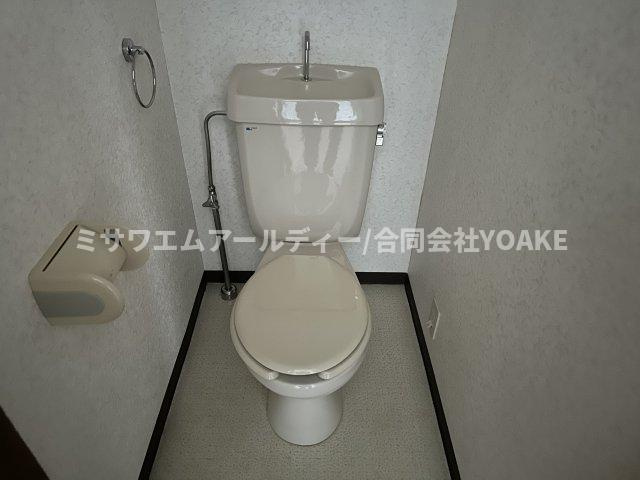 マンションウィズのトイレ|別号室の写真となります。現況優先。