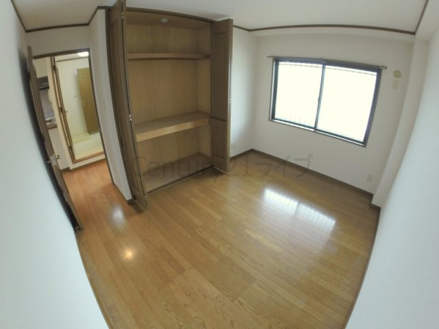 【寝室】 | カワモヒル