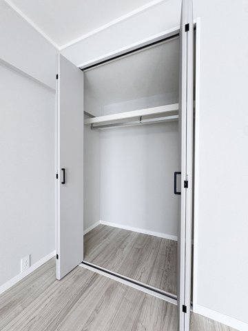 ウッディライフお花茶屋の収納|ドキドキの新生活も、安心してスタート。ぴったりの住まいを見つけませんか？クランディアが一緒に住まい選びをサポートします‼　まずは、お気軽にお問合せください　＃クランディア