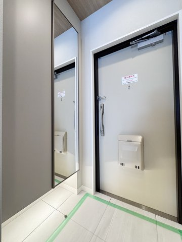 ウッディライフお花茶屋の玄関|ドキドキの新生活も、安心してスタート。ぴったりの住まいを見つけませんか？クランディアが一緒に住まい選びをサポートします‼　まずは、お気軽にお問合せください　＃クランディア