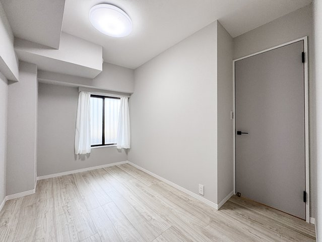 ウッディライフお花茶屋の洋室|ドキドキの新生活も、安心してスタート。ぴったりの住まいを見つけませんか？クランディアが一緒に住まい選びをサポートします‼　まずは、お気軽にお問合せください　＃クランディア