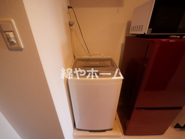 Luxe今里Ⅱの独立洗面台|朝の身支度には欠かせない独立洗面化粧台