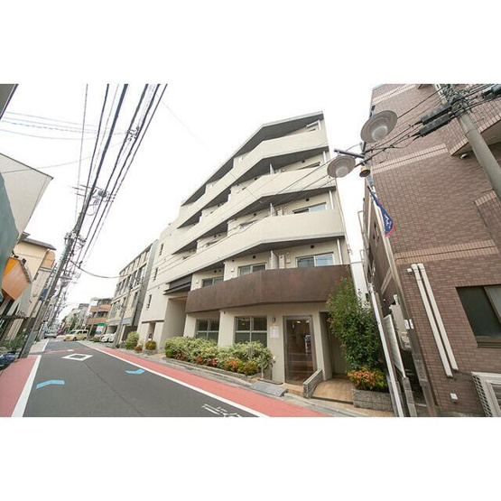 【外観】 | OZIO西荻窪Ⅱ | 鉄筋コンクリート造のがっちりとした建物。