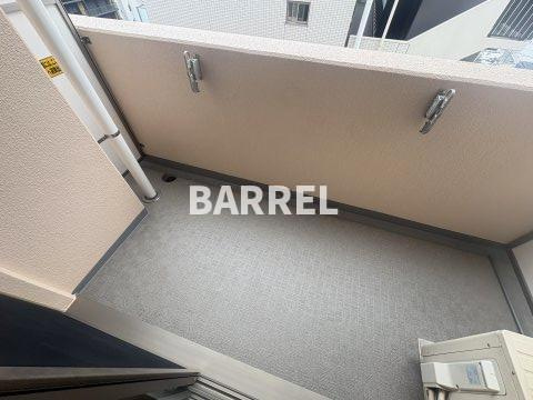 WGB江坂のバルコニー