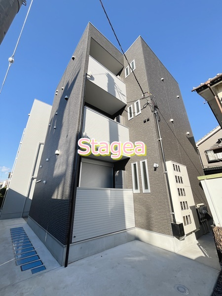 REGALEST 大宮の外観