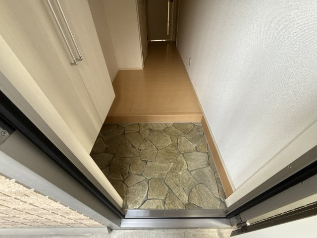 セジュール亀山　B棟の玄関