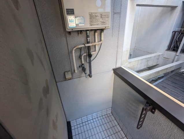 香川ハイツのその他|室外洗濯機置き場