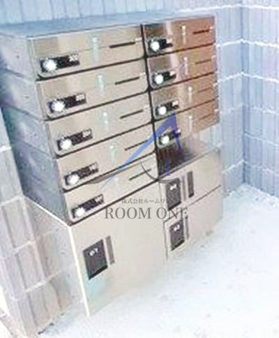 GL toneri のその他共用部分|宅配ボックスです。