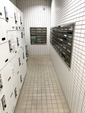 ダイアパレス向島百花園２の設備|ダイアパレス向島百花園２：便利な宅配ボックス付きマンションです！