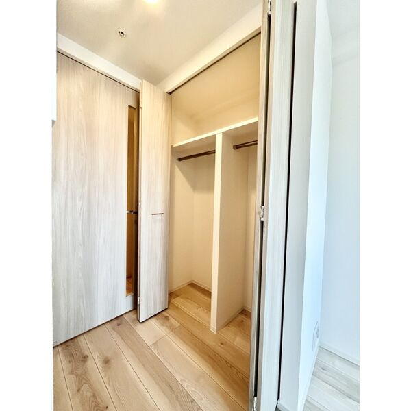 S-RESIDENCE熱田Ⅱの収納|たっぷりとした収納スペースです