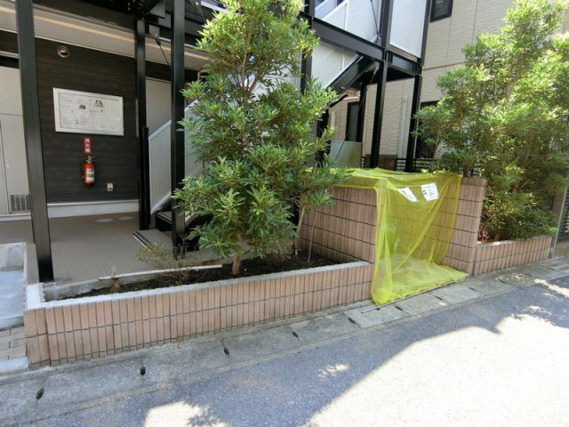 リブリ・N.M.Kのその他