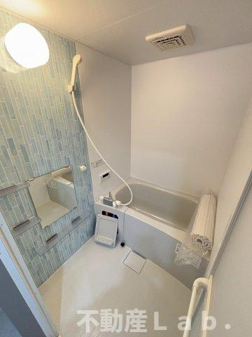 ナインパレスの浴室|※同型タイプのお写真です。
