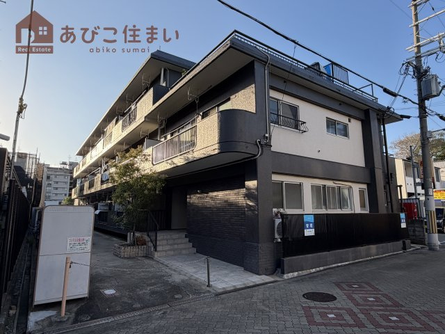 エルベコート住吉大社北の外観