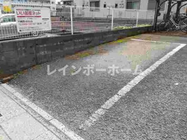 ハピネスふじみ野の駐車場