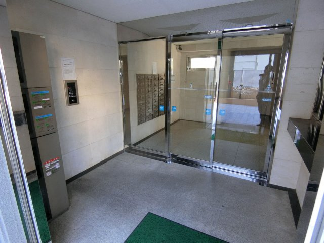 天神アコールマンションのエントランス|清潔なエントランス♪