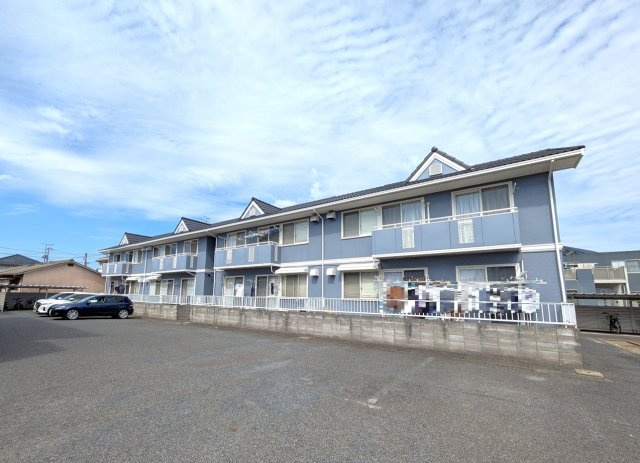 岡山市南区洲崎３丁目のアパートの外観