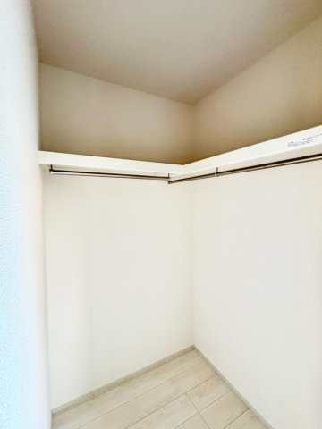《仲介手数料半額》北本市中丸7丁目全12棟　6号棟の収納|WIC