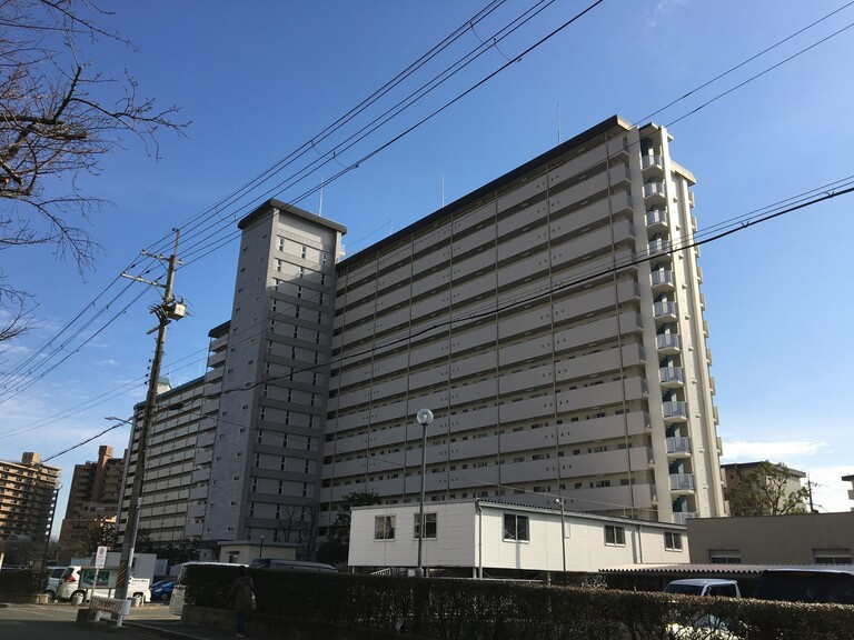 公社千里山田B・C団地A４棟