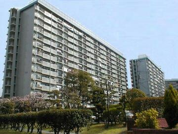 公社千里山田B・C団地A４棟の外観|落ち着いた雰囲気の外観です