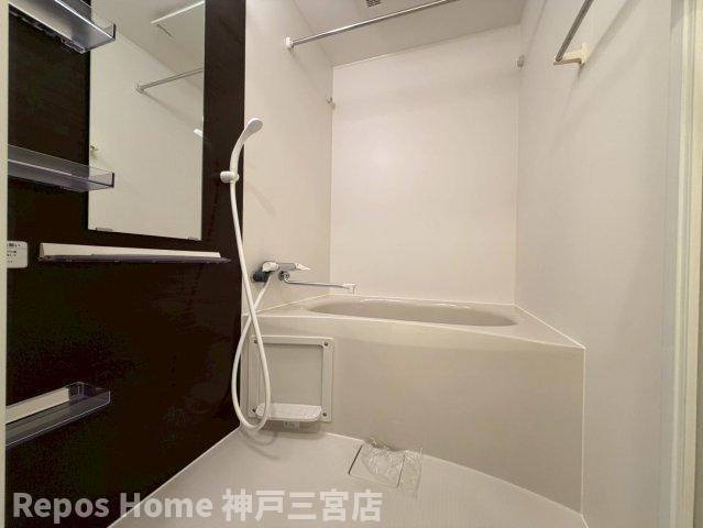 セレニテ神戸元町の浴室