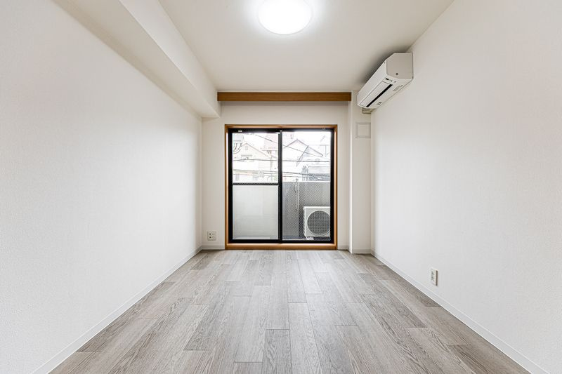 ルーブル上池台1番館の居間・リビング