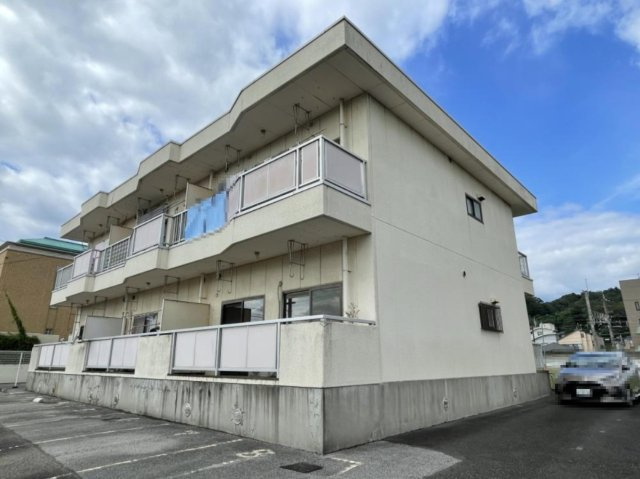 森山ハイツの外観